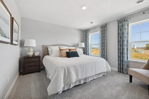 2021 Aquarius Drive Shakopee MN 55379