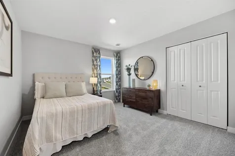 2021 Aquarius Drive Shakopee MN 55379