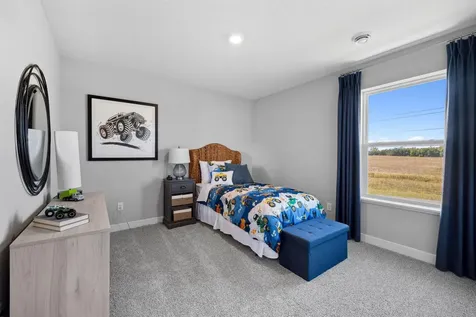 2021 Aquarius Drive Shakopee MN 55379