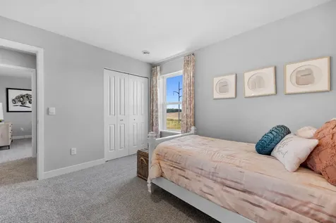 2021 Aquarius Drive Shakopee MN 55379