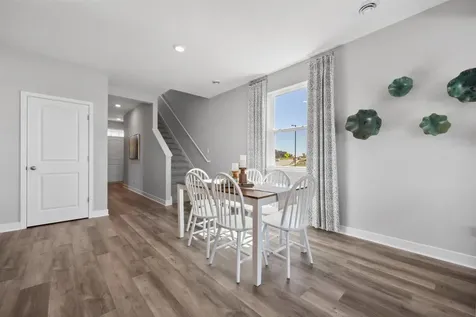 2021 Aquarius Drive Shakopee MN 55379