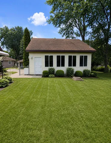 8245 Del Drive N New Hope MN 55428