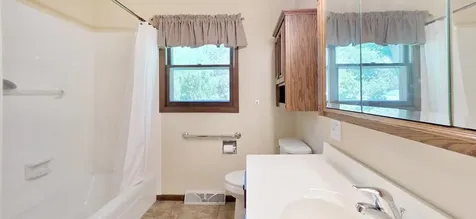 102 Southview Drive Marshall MN 56258