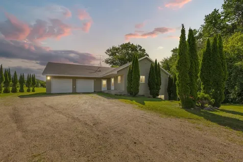 23493 Echo Avenue Faribault MN 55021