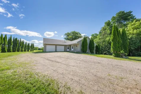 23493 Echo Avenue Faribault MN 55021