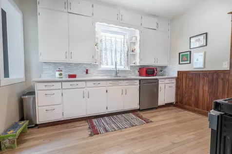 607 N Union Avenue Fergus Falls MN 56537
