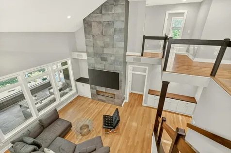 933 Fox Valley Place SW Rochester MN 55902