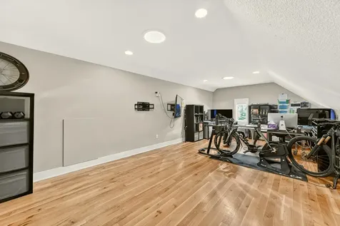 933 Fox Valley Place SW Rochester MN 55902