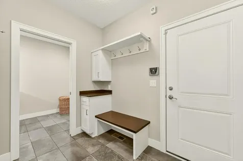 933 Fox Valley Place SW Rochester MN 55902