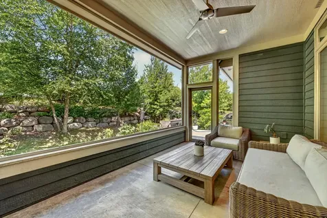 933 Fox Valley Place SW Rochester MN 55902