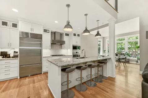 933 Fox Valley Place SW Rochester MN 55902