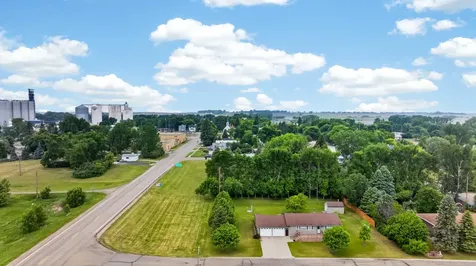 101 Grant Street Finley ND 58230