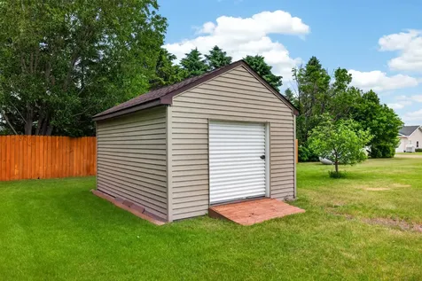 101 Grant Street Finley ND 58230