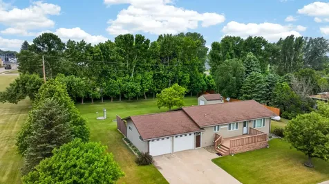 101 Grant Street Finley ND 58230