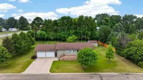 101 Grant Street Finley ND 58230