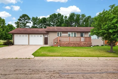101 Grant Street Finley ND 58230