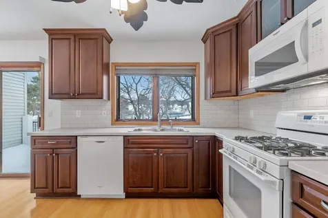 232 3rd Avenue NE Minneapolis MN 55413