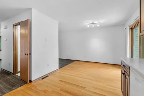 232 3rd Avenue NE Minneapolis MN 55413