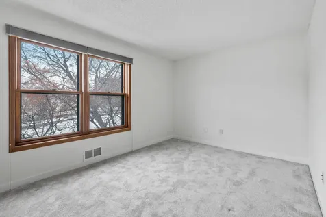 232 3rd Avenue NE Minneapolis MN 55413
