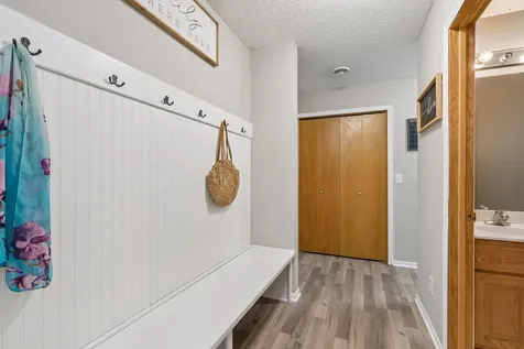 945 Golden Way NW Isanti MN 55040