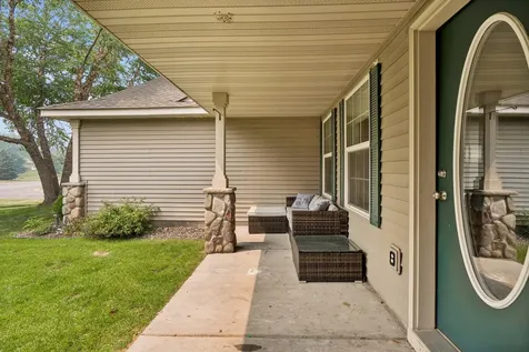 945 Golden Way NW Isanti MN 55040