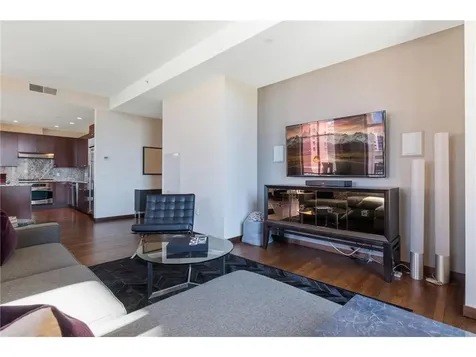201 S 11th Street Minneapolis MN 55403