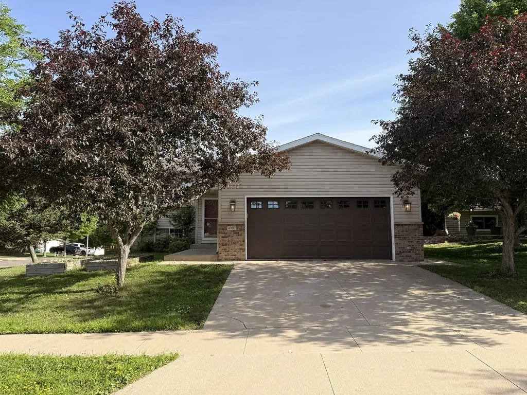 4997 Gem Lane NW Rochester MN 55901