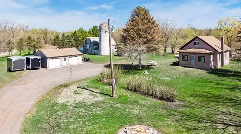 4250 35th Street SW Waverly MN 55390