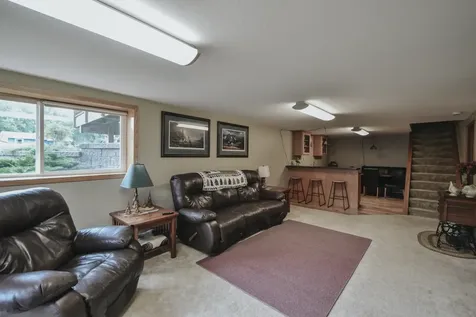 703 3rd Avenue Goodhue MN 55027
