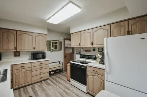 703 3rd Avenue Goodhue MN 55027