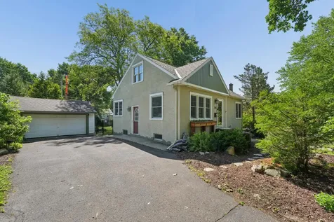 1576 Grotto Street N Saint Paul MN 55117