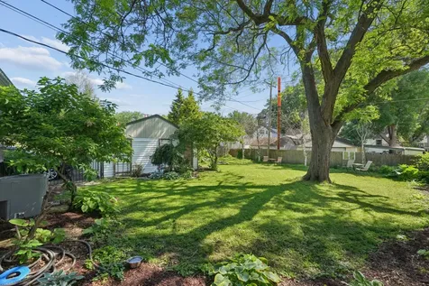 1576 Grotto Street N Saint Paul MN 55117