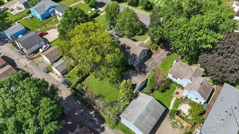 1576 Grotto Street N Saint Paul MN 55117