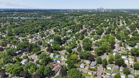 1576 Grotto Street N Saint Paul MN 55117