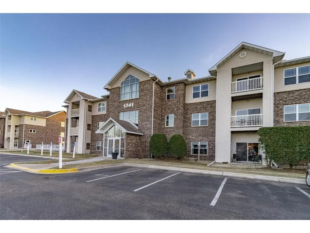 1341 Lake Drive W Chanhassen MN 55317