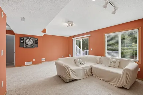 4301 W 144th Street Savage MN 55378