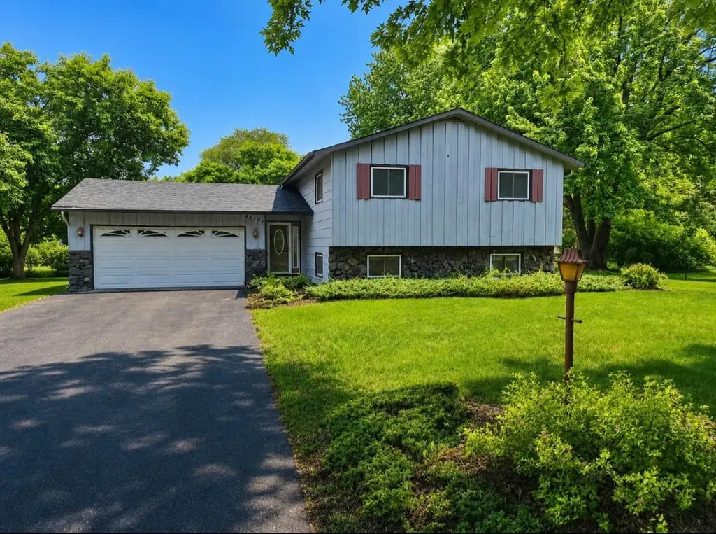 12921 Zachary Circle N Dayton MN 55327