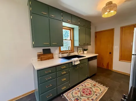 917 N Mckenzie Street Luverne MN 56156