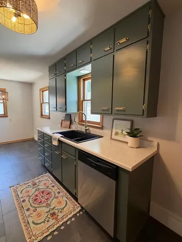 917 N Mckenzie Street Luverne MN 56156