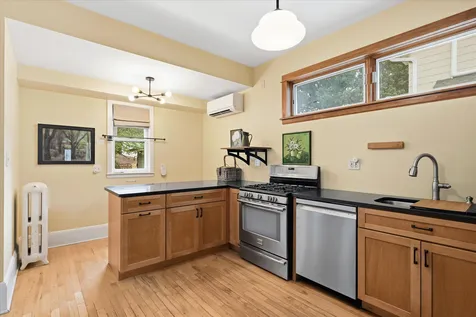 855 Delaware Avenue Saint Paul MN 55107