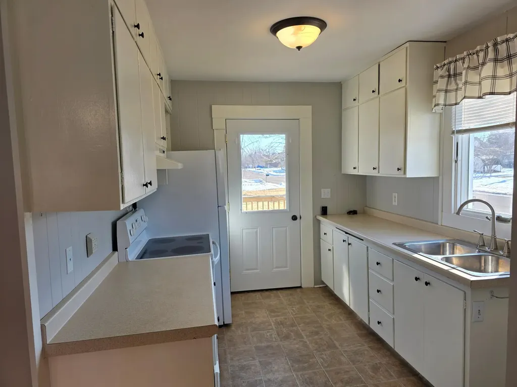 305 N Wabasha Plainview MN 55964