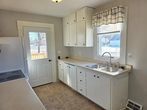 305 N Wabasha Plainview MN 55964