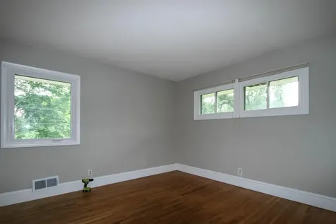 8613 Zenith Road Bloomington MN 55431