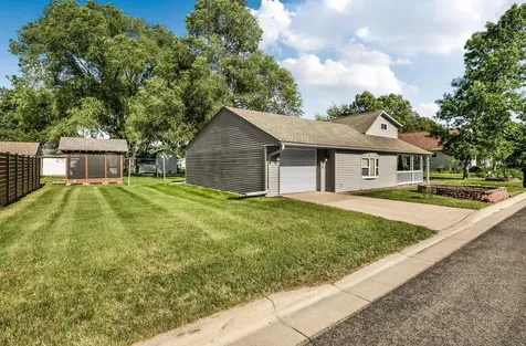 20 2nd Avenue SE Saint Joseph MN 56374