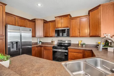 3407 Hazel Trail Woodbury MN 55129