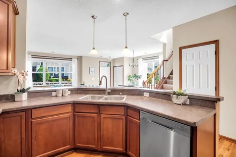 3407 Hazel Trail Woodbury MN 55129