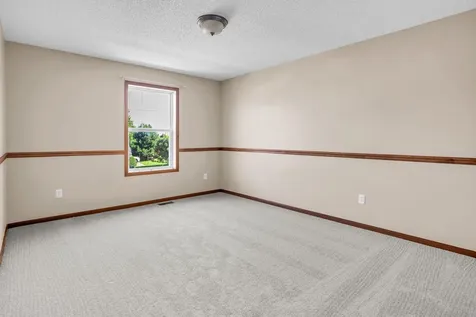 3407 Hazel Trail Woodbury MN 55129
