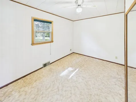 1039 4th Street Holdingford MN 56340