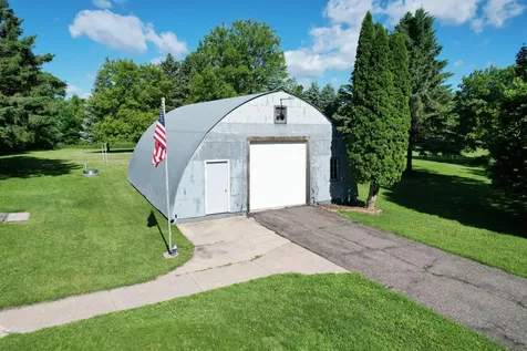 1039 4th Street Holdingford MN 56340