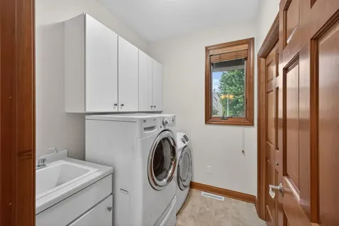 2043 Hightop Place NE Rochester MN 55906